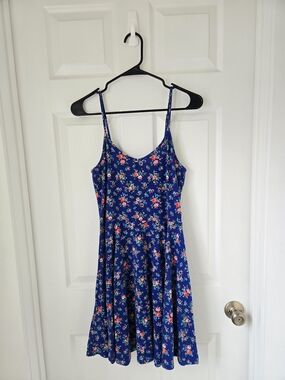 Twik Navy Blue Red Floral V Neck Scoop Neck A-line Dress Medium